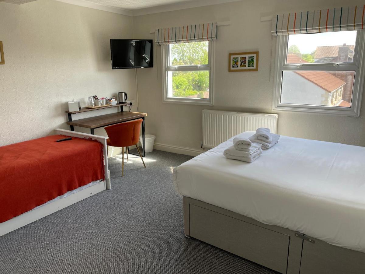 Hayward'S At The Grasmere Keynsham Extérieur photo