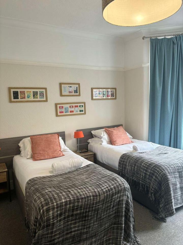 Hayward'S At The Grasmere Keynsham Extérieur photo