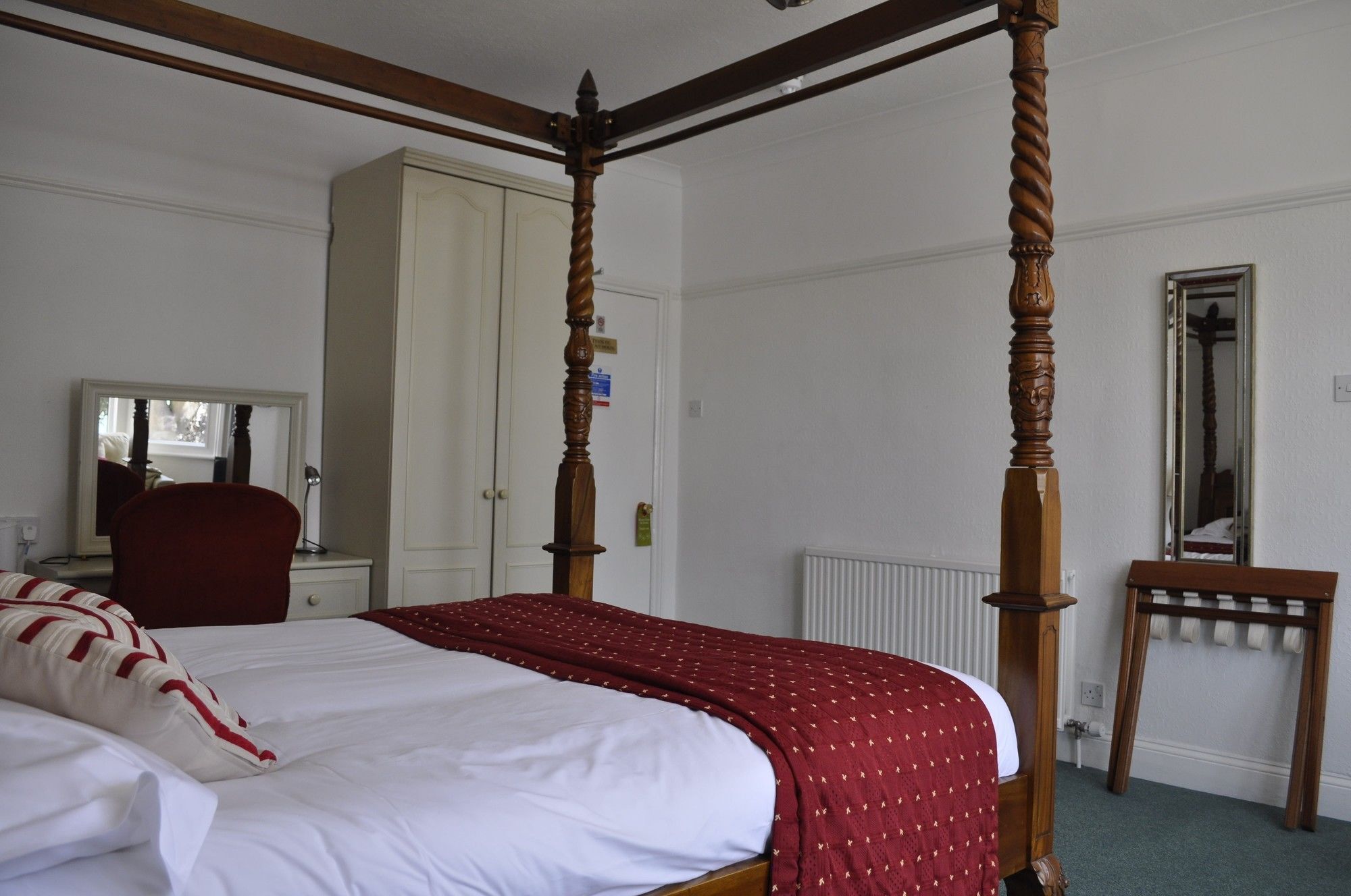 Hayward'S At The Grasmere Keynsham Extérieur photo